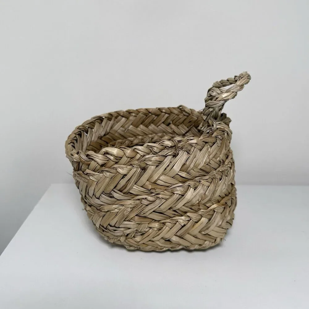 Mini Hanging Woven Sea Grass Basket